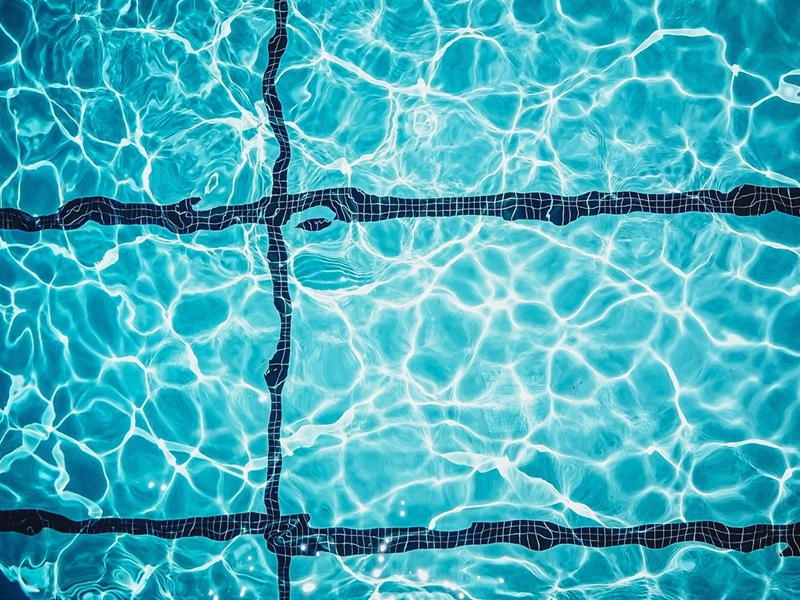 pH agua piscina ¿Qué es y cómo controlarlo? - Blog Outlet Piscinas