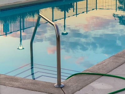 La importancia de los accesorios de piscinas