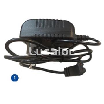 Cargador robot electrico  WETRUNNER RBR60  (8.4V 1.5 A) de gre - Imagen 1