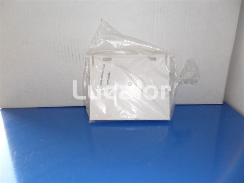 Compuerta skimmer depuradora AR 125 blanca de gre - Imagen 1