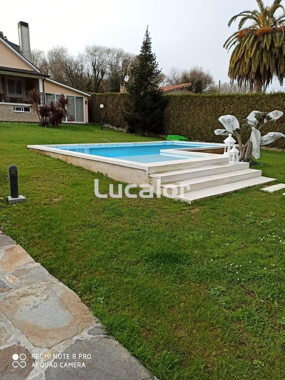 Piscina de obra con lamina armada forma en L - Imagen 2