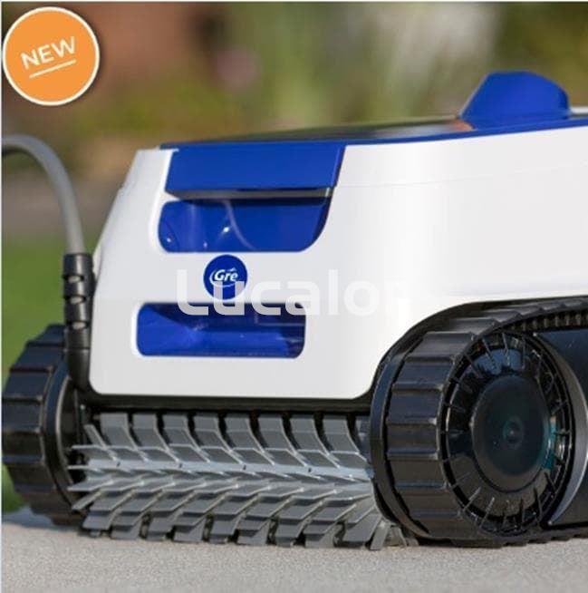 Robot de gre AR 230 limpia suelo,pared y linia de flotación - Imagen 1