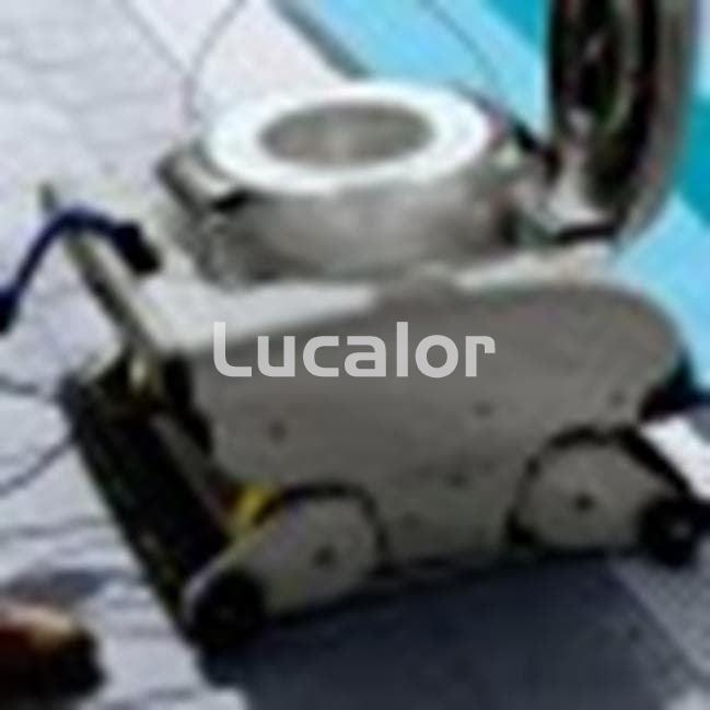 Robot piscina publica Dolphin C7 - Imagen 3